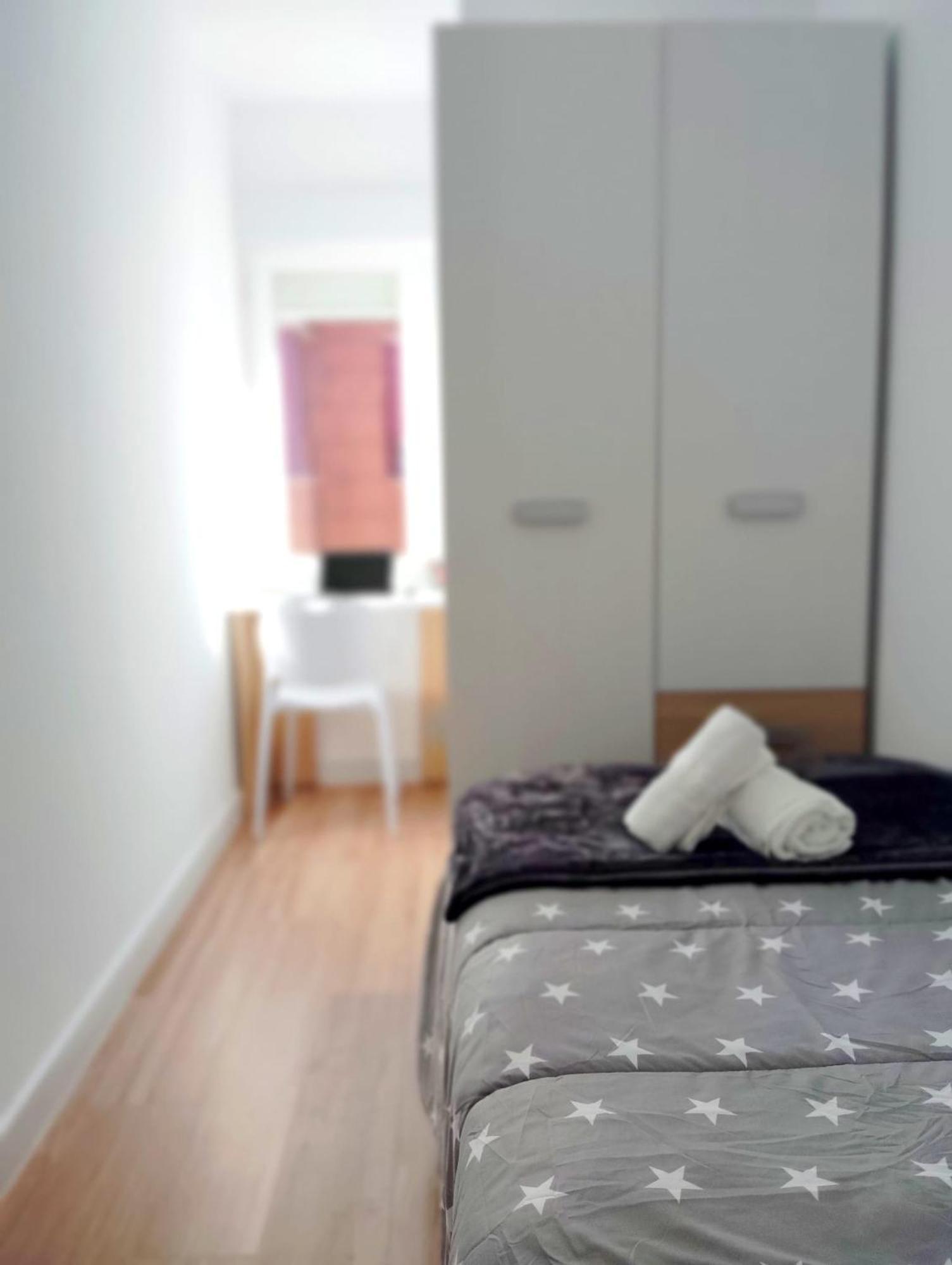 Piso Compartido Cerca Corteingles Jaen Bagian luar foto